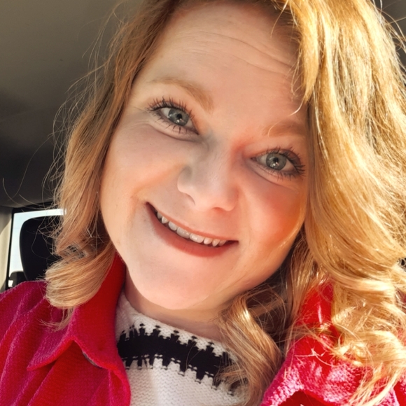 Meet your Posher, Brianna - Picture 1 of 1